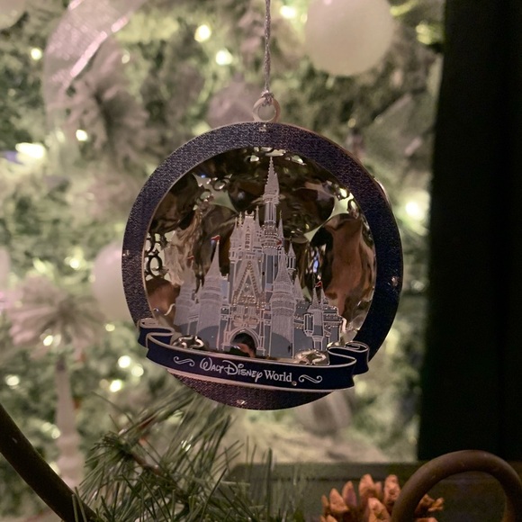Walt Disney World Commemorative Metal Ornament Baldwin Park Exclusive Castle - Picture 10 of 10